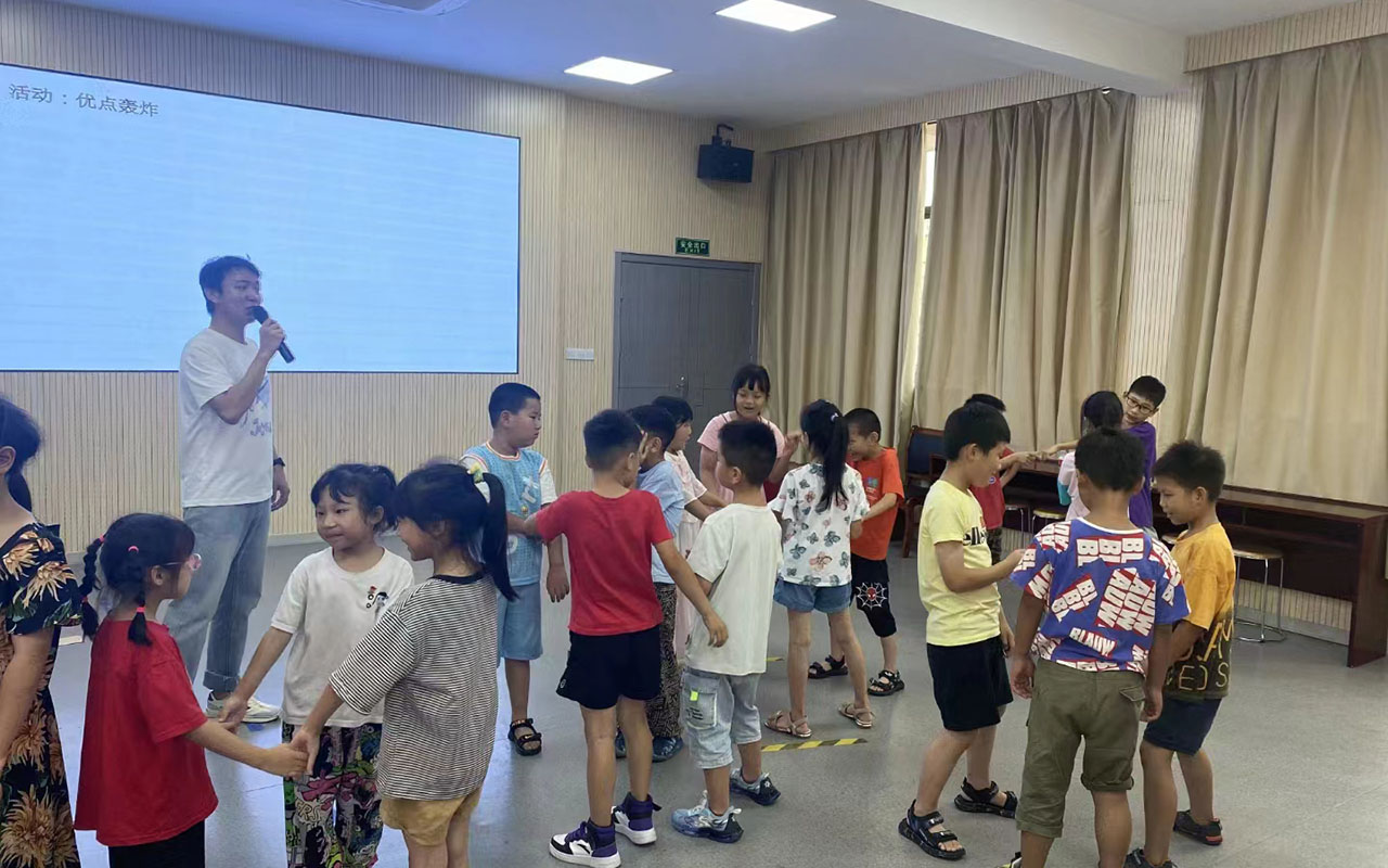 兰溪龙观乡中心学校